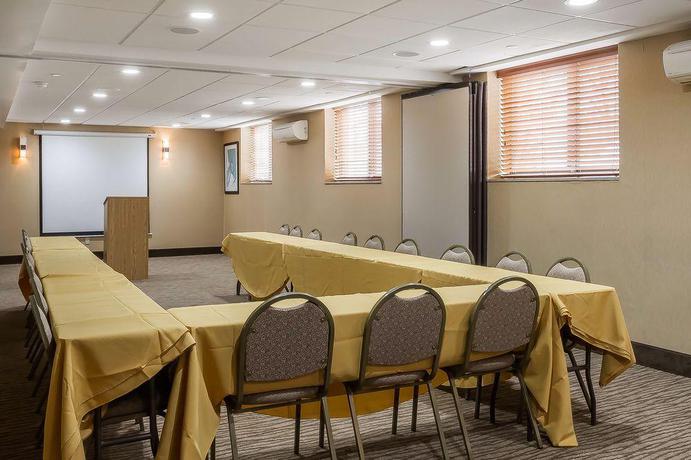 Imagen de los interiores del Hotel Comfort Inn Staten Island. Foto 13