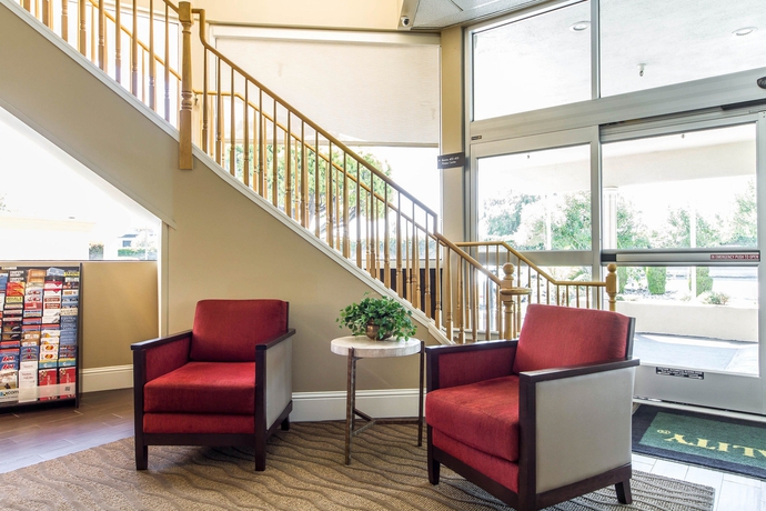 Imagen de los interiores del Hotel Comfort Inn Sunnyvale - Silicon Valley. Foto 15