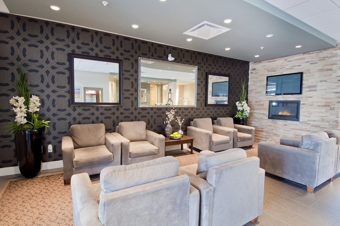 Imagen de los interiores del Hotel Comfort Inn Surrey. Foto 15