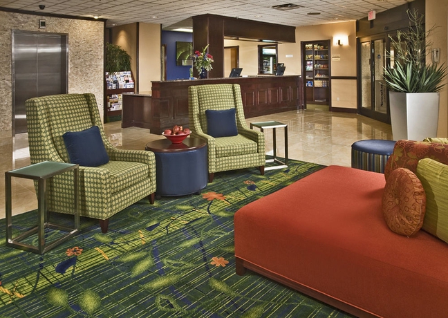 Imagen de los interiores del Hotel Comfort Inn Syosset. Foto 13