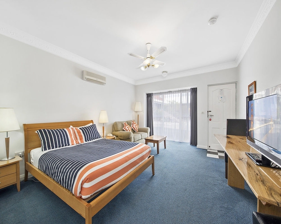 Imagen de la habitación del Hotel Comfort Inn The International. Foto 14