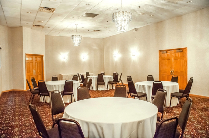 Imagen de los interiores del Hotel Comfort Inn The Pointe. Foto 11