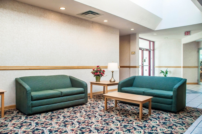 Imagen de los interiores del Hotel Comfort Inn The Pointe. Foto 12