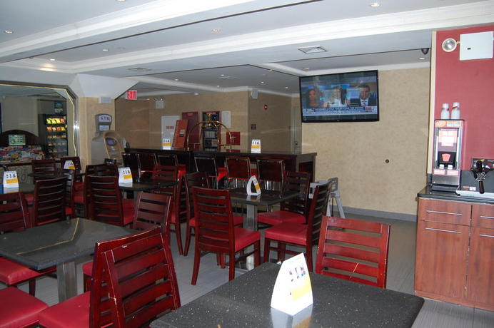 Imagen del bar/restaurante del Hotel Comfort Inn Theatre District. Foto 2