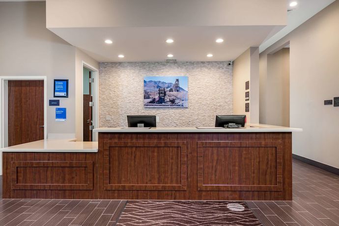 Imagen de los interiores del Hotel Comfort Inn Tonopah. Foto 17