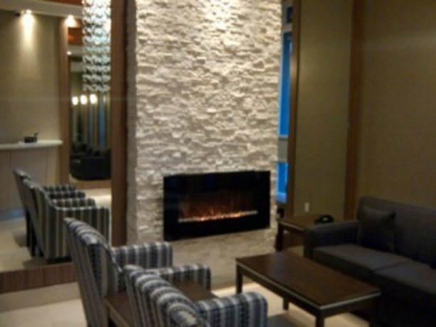 Imagen general del Hotel Comfort Inn Toronto City Centre. Foto 2