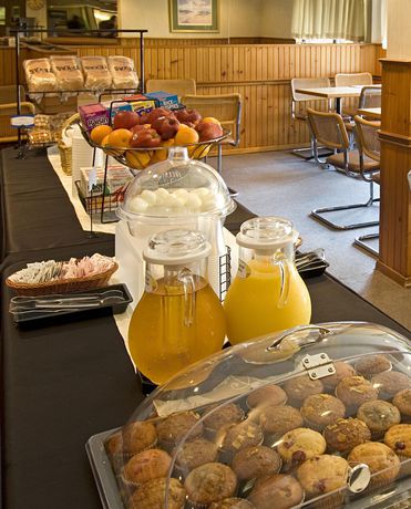 Imagen del bar/restaurante del Hotel Comfort Inn Toronto North. Foto 6