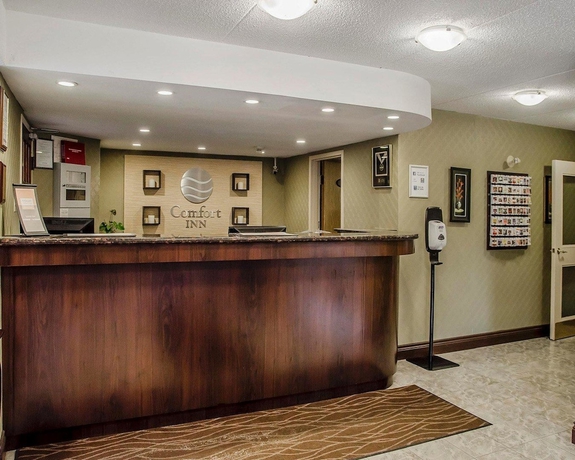 Imagen de los interiores del Hotel Comfort Inn Toronto Northeast. Foto 14