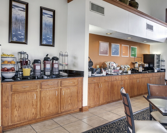 Imagen del bar/restaurante del Hotel Comfort Inn University Area. Foto 4