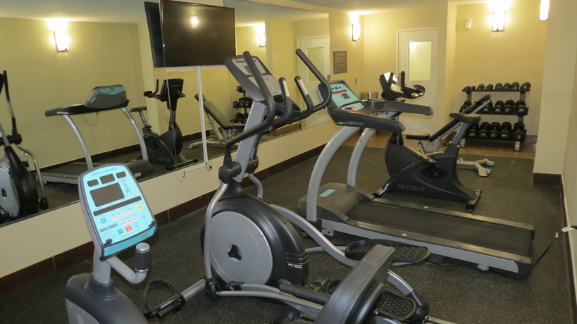 Imagen de los interiores del Hotel Comfort Inn University, Wilmington NC. Foto 16