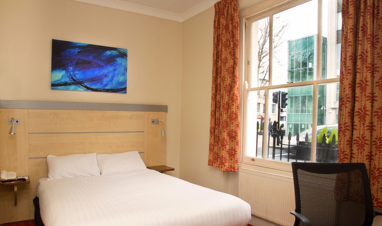 Imagen de la habitación del Hotel Comfort Inn Victoria. Foto 2