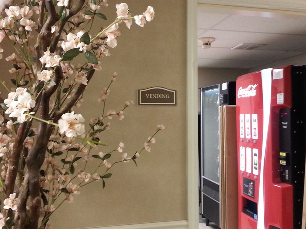 Imagen de los interiores del Hotel Comfort Inn Watsonville. Foto 16