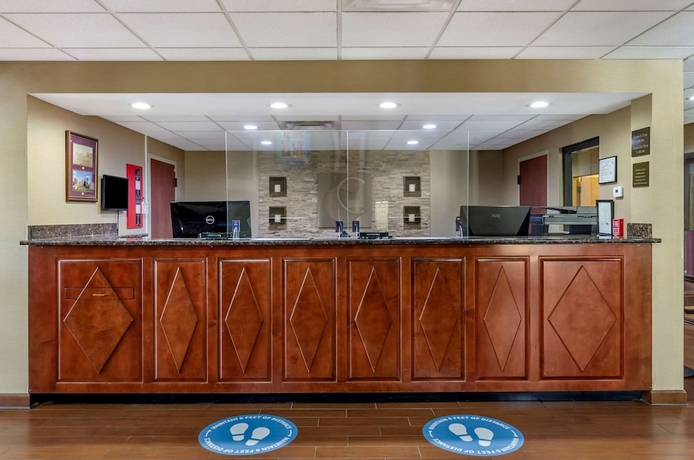 Imagen de los interiores del Hotel Comfort Inn, Waynesboro. Foto 17