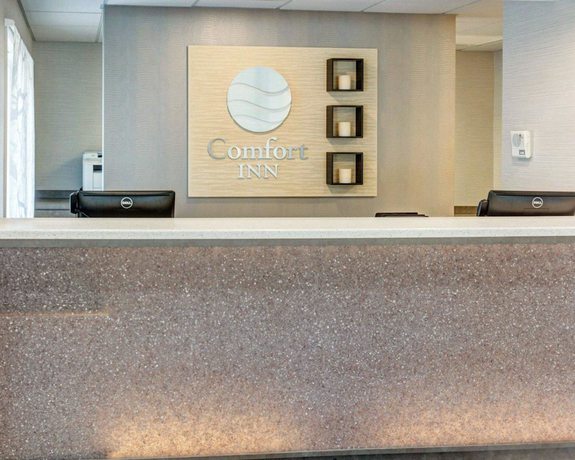 Imagen de los interiores del Hotel Comfort Inn Williamsburg Gateway. Foto 17