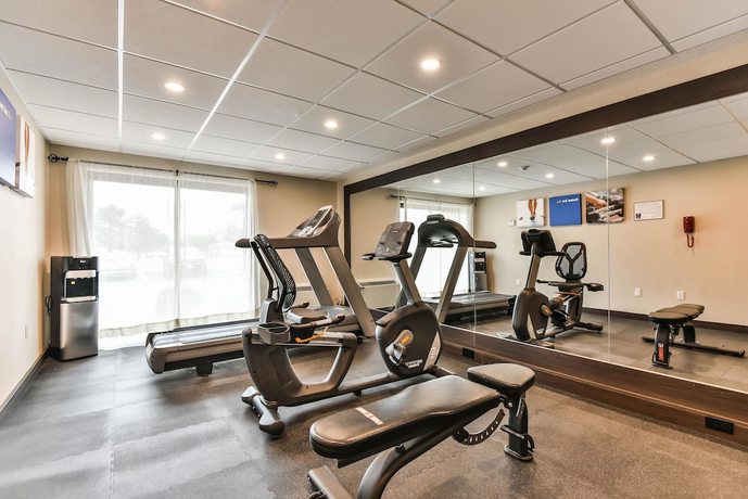 Imagen de los interiores del Hotel Comfort Inn Windsor. Foto 19