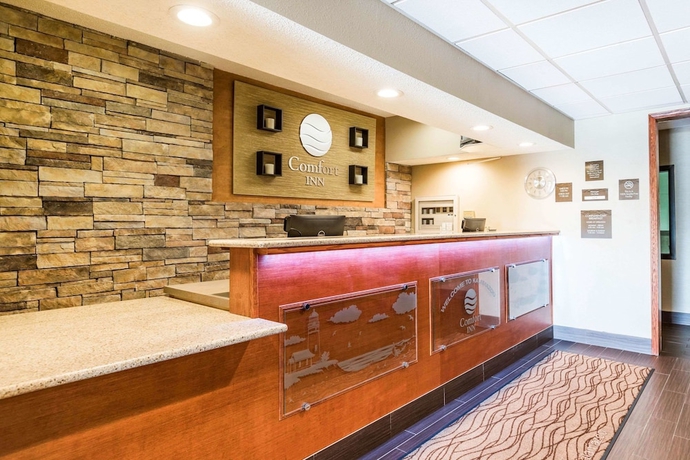 Imagen de los interiores del Hotel Comfort Inn Wings Stadium. Foto 16