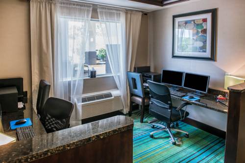 Imagen de la habitación del Hotel Comfort Inn & Suites Butler. Foto 4