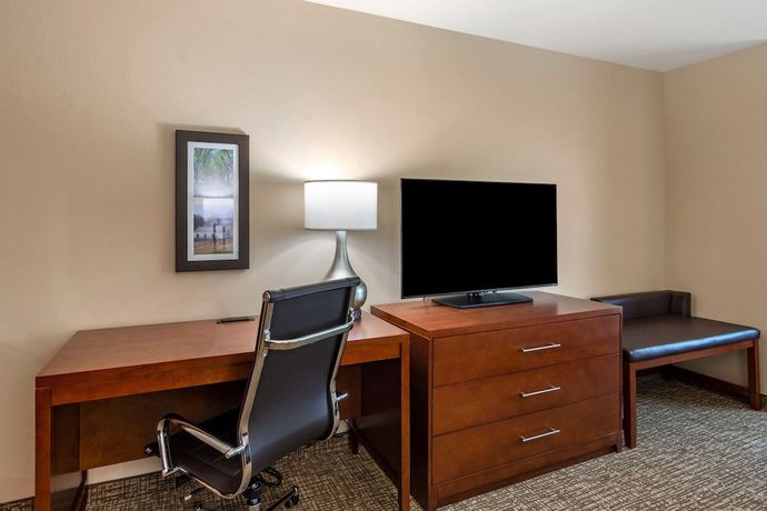 Imagen de la habitación del Hotel Comfort Inn & Suites Charlottesville Hollymead Town Center. Foto 5