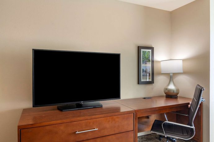 Imagen de la habitación del Hotel Comfort Inn & Suites Charlottesville Hollymead Town Center. Foto 9