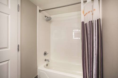 Imagen de la habitación del Hotel Comfort Inn & Suites Clearwater South. Foto 7