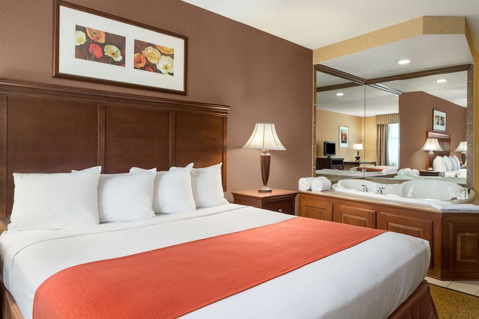 Imagen de la habitación del Hotel Comfort Inn & Suites Cuyahoga Falls - Akron. Foto 9