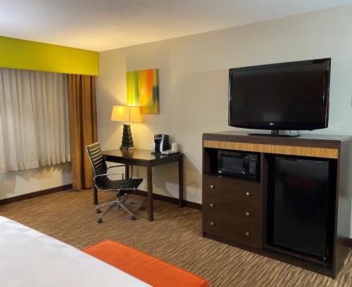 Imagen de la habitación del Hotel Comfort Inn & Suites Danbury-Bethel. Foto 17