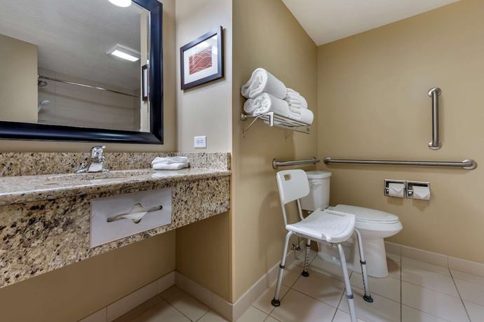 Imagen de la habitación del Hotel Comfort Inn & Suites Dover. Foto 12