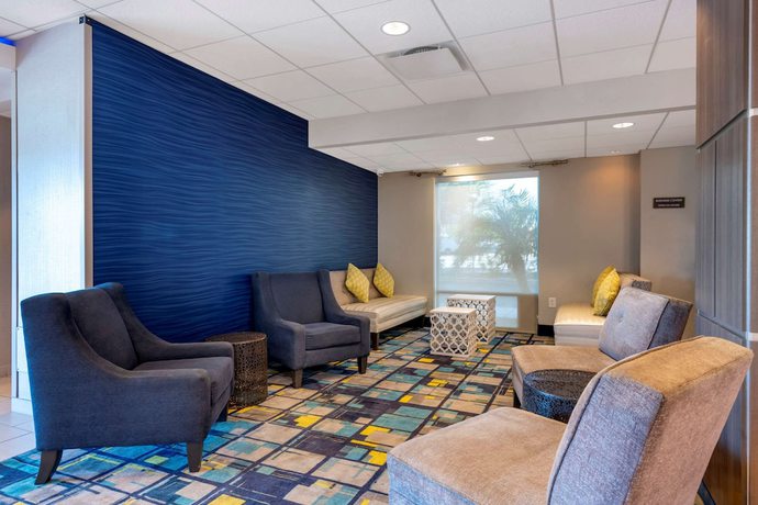Imagen de los interiores del Hotel Comfort Inn & Suites Melbourne-Viera. Foto 20