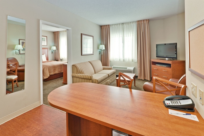 Imagen de los interiores del Hotel Comfort Inn & Suites Memphis Germantown. Foto 13