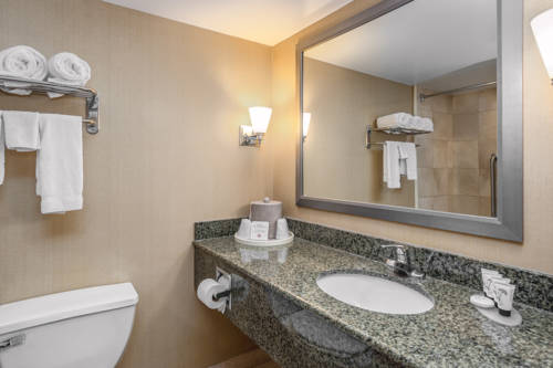 Imagen de la habitación del Hotel Comfort Inn & Suites Meriden. Foto 4