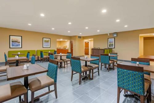 Imagen general del Hotel Comfort Inn & Suites, Michigan City. Foto 3