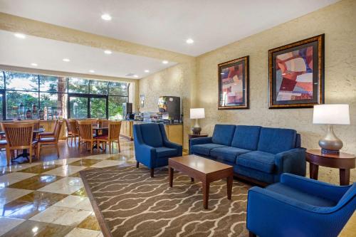 Imagen general del Hotel Comfort Inn & Suites Newark. Foto 2