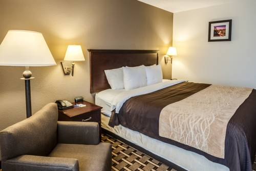 Imagen de la habitación del Hotel Comfort Inn & Suites Overland Park. Foto 3