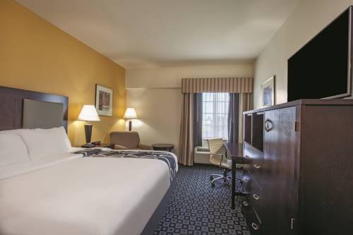 Imagen de la habitación del Hotel Comfort Inn & Suites Port Charlotte-Punta Gorda. Foto 5