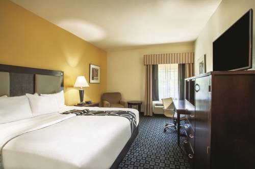 Imagen de la habitación del Hotel Comfort Inn & Suites Port Charlotte-Punta Gorda. Foto 7