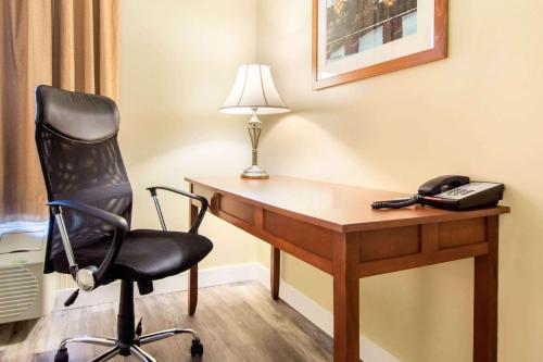 Imagen de la habitación del Hotel Comfort Inn & Suites, SAINT JEROME. Foto 16