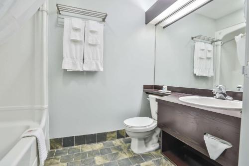 Imagen general del Hotel Comfort Inn & Suites, SAINT JEROME. Foto 9