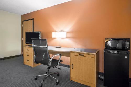 Imagen de la habitación del Hotel Comfort Inn & Suites Sheboygan I-43. Foto 6
