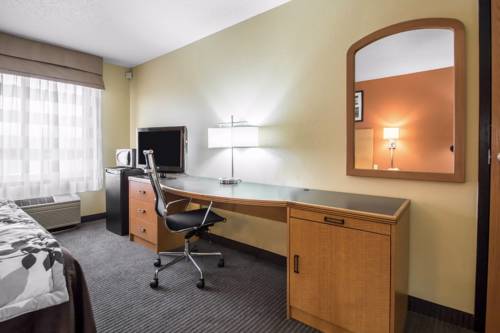 Imagen de la habitación del Hotel Comfort Inn & Suites Sheboygan I-43. Foto 13
