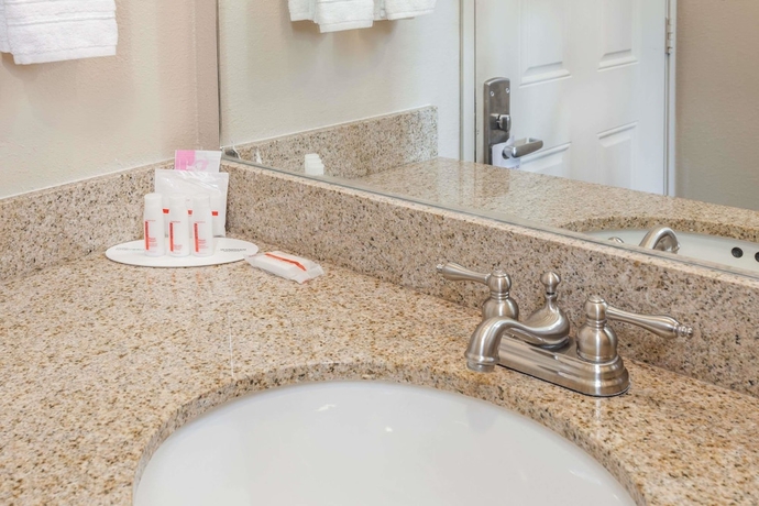 Imagen de la habitación del Hotel Comfort Inn & Suites Shelbyville. Foto 10