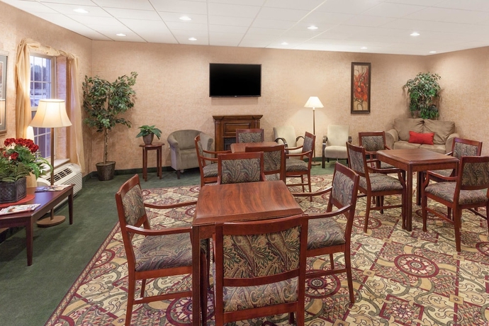 Imagen de los interiores del Hotel Comfort Inn & Suites Shelbyville. Foto 15