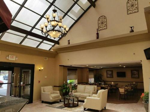 Imagen general del Hotel Comfort Inn & Suites Suwanee - Sugarloaf. Foto 3