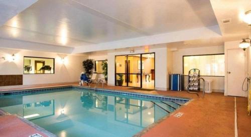 Imagen general del Hotel Comfort Inn & Suites Suwanee - Sugarloaf. Foto 14
