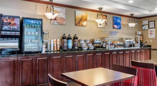 Imagen general del Hotel Comfort Inn & Suites Suwanee - Sugarloaf. Foto 15
