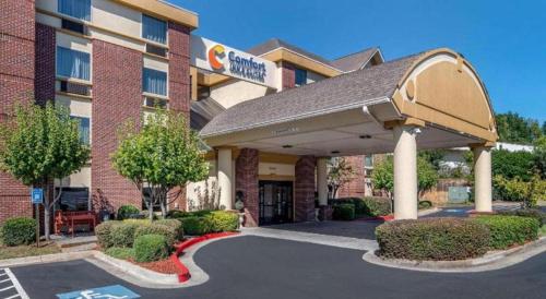 Imagen general del Hotel Comfort Inn & Suites Suwanee - Sugarloaf. Foto 19
