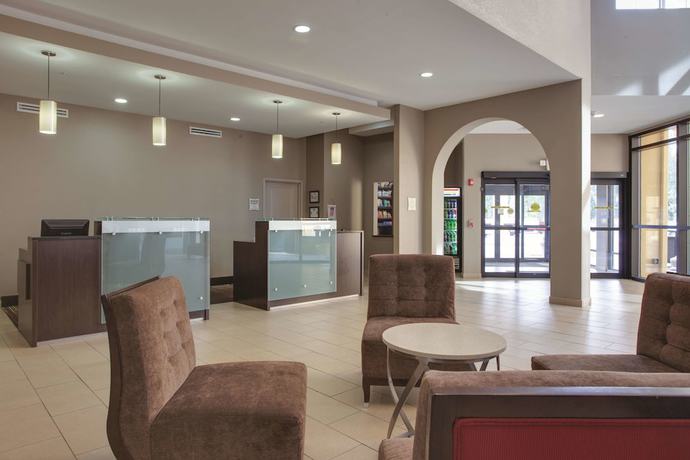 Imagen de los interiores del Hotel Comfort Inn & Suites Verona at Turning Stone Resort Casino. Foto 18