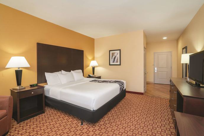 Imagen de la habitación del Hotel Comfort Inn & Suites Verona at Turning Stone Resort Casino. Foto 2
