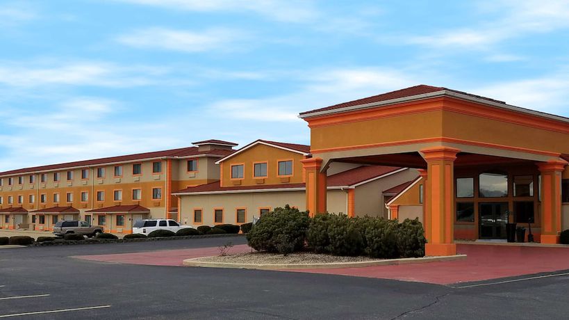 Imagen general del Hotel Comfort Inn & Suites at I-74 and 155. Foto 1