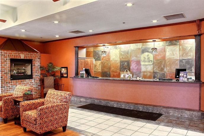 Imagen de los interiores del Hotel Comfort Inn & Suites at I-74 and 155. Foto 20