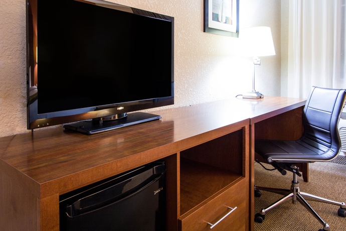 Imagen de la habitación del Hotel Comfort Inn and Suites Airport Convention Center. Foto 6